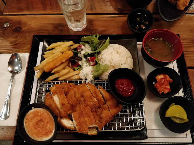 Comentarii opinii despre Izna Japanese Donburi House