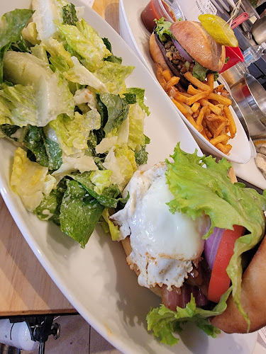 The Okanagan. Eatery (Catering)