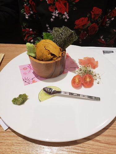 Mi-Ne Sushi - Hospitality and gastronomy