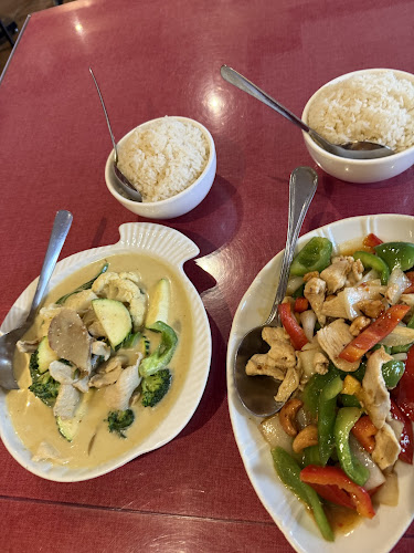Noi Thai Restaurant - Edmonton