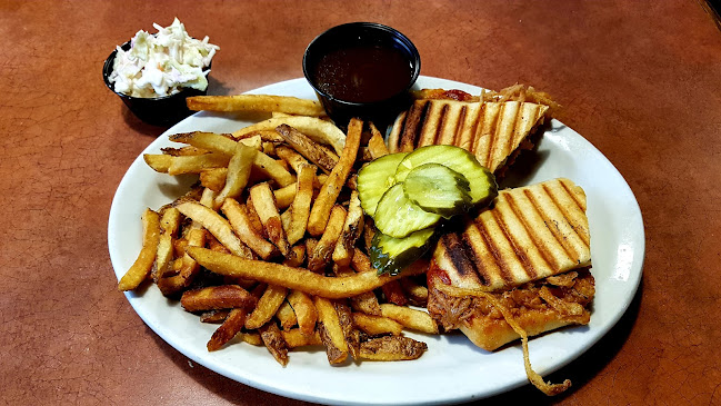 Braxtons Tap & Grill Restaurant - Hospitality and gastronomy