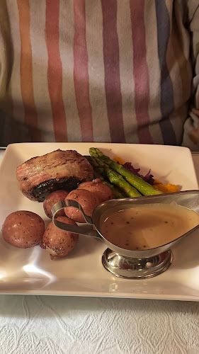 Comentarii opinii despre Resto Gare And Train Bar Bistro