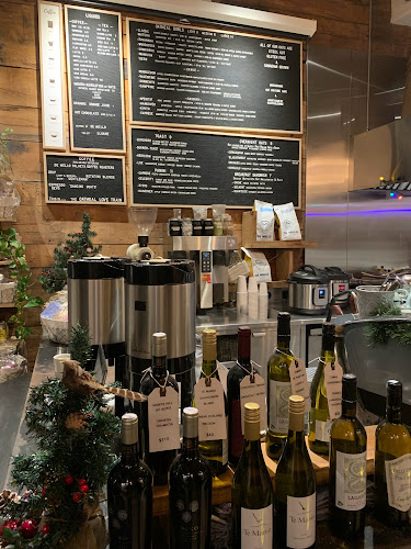 1154 Bank St, Ottawa, ON K1S 3X6