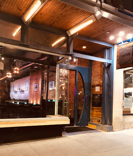 184 Princess St, Kingston, ON K7L 1B1