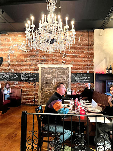 Comentarii opinii despre Fiamo Pizza & Wine Bar