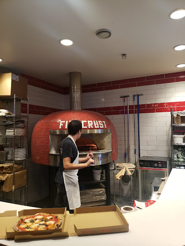 Opinii despre Firecrust Neapolitan Pizzeria în Vancouver - Hospitality and gastronomy