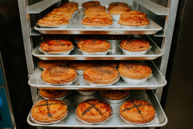 Comentarii opinii despre Peaked Pies Burnaby Heights