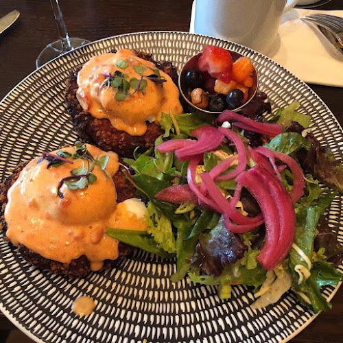 Opinii despre Dominion Bar + Kitchen în Surrey - Hospitality and gastronomy