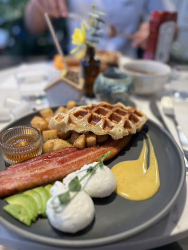 6640 Vedder Rd #100J, Chilliwack, BC V2R 0J2