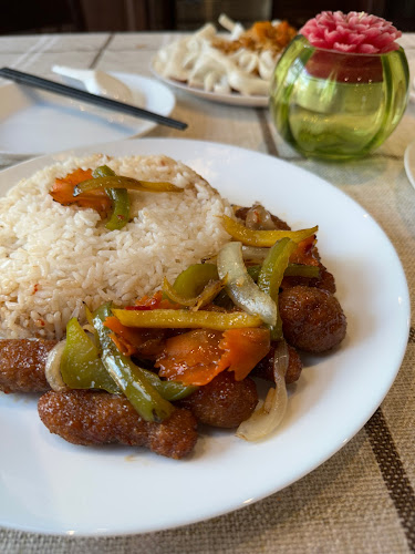 Rutherford Market Place, 9342 Bathurst St, Vaughan, ON L6A 4N9