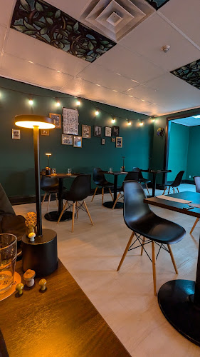 Portobello Road - Hospitality and gastronomy