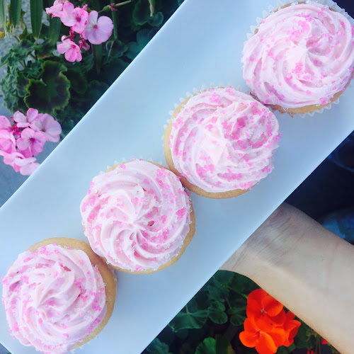 Comentarii opinii despre Naked Cafe