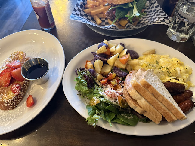 Ramona's Kitchen (Thornhill) - Hospitality and gastronomy