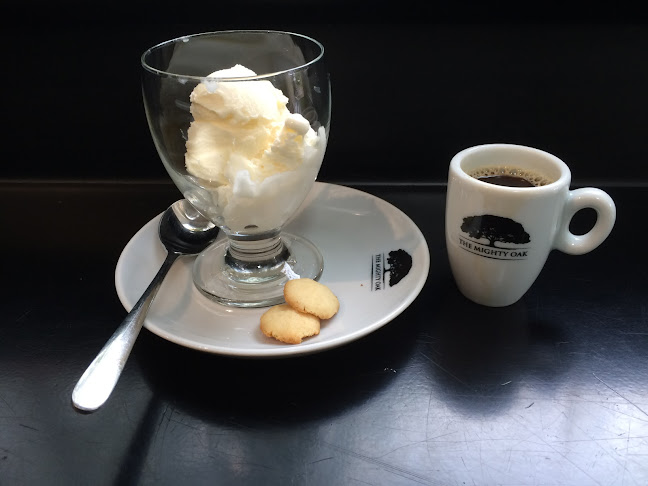 The Mighty Oak - Hospitality and gastronomy