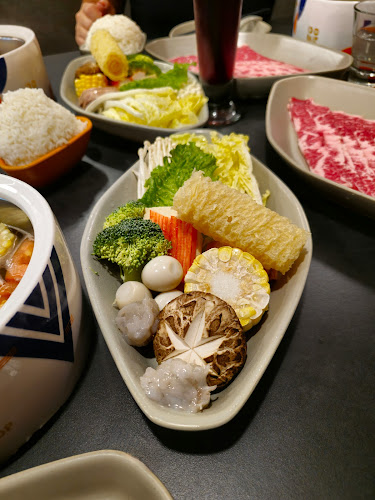 The Dolar Shop Hot Pot