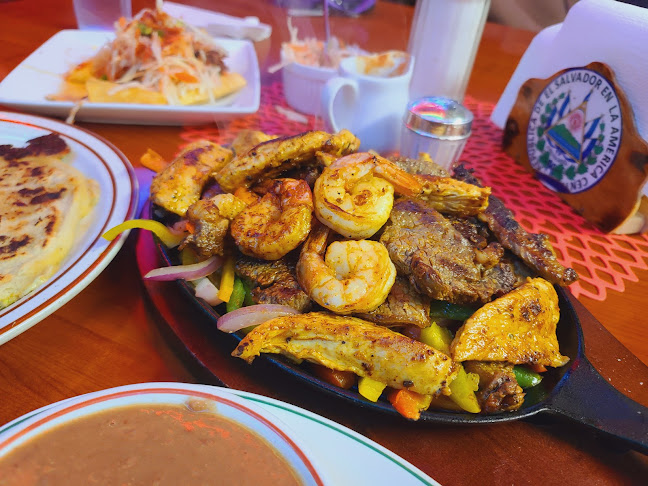 225 Wyandotte St W, Windsor, ON N9A 5X1