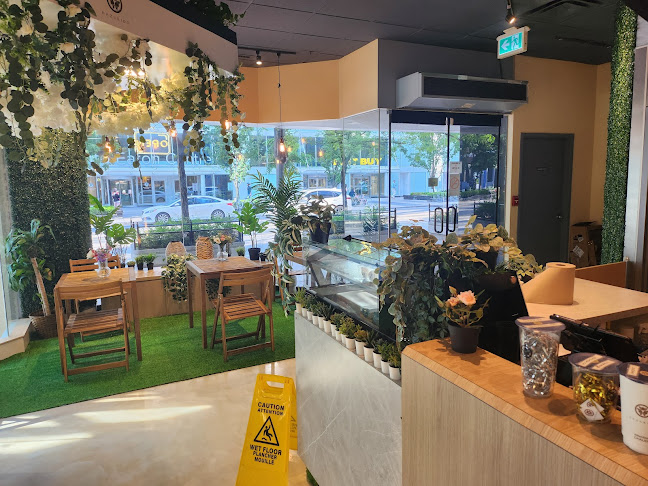 595 Bay St. Unit E-01, Toronto, ON M5G 2C2