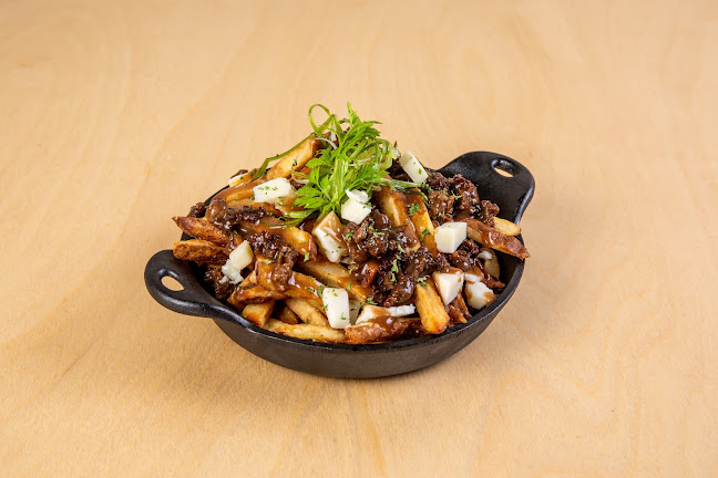 5150 Dixie Rd, Mississauga, ON L4W 4K2