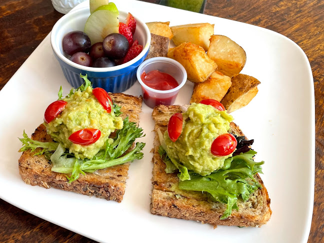 Comentarii opinii despre Uptown Eatery