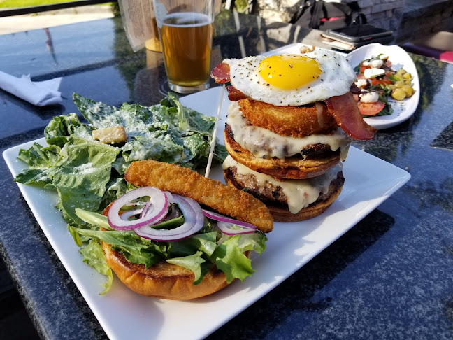 Lakeside Beach Club - Cultus Lake