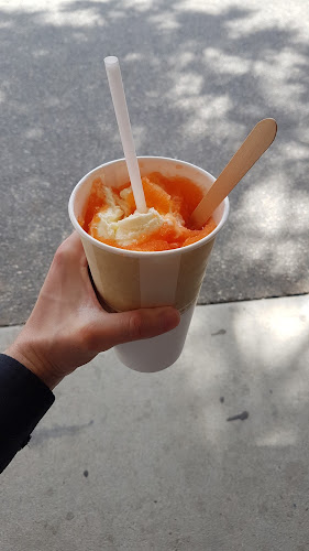 Tickleberry's on the Beach - Penticton