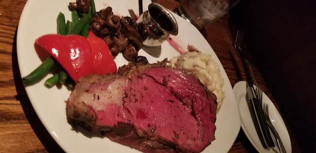 The Keg Steakhouse + Bar - Macleod Trail - Hospitality and gastronomy