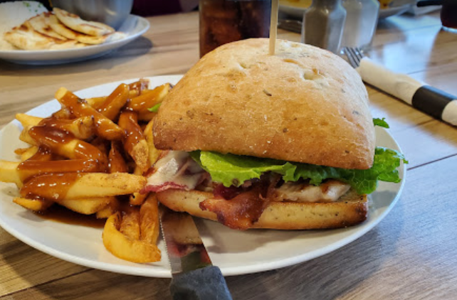 The Proper Eats & Drinks - Hospitality and gastronomy