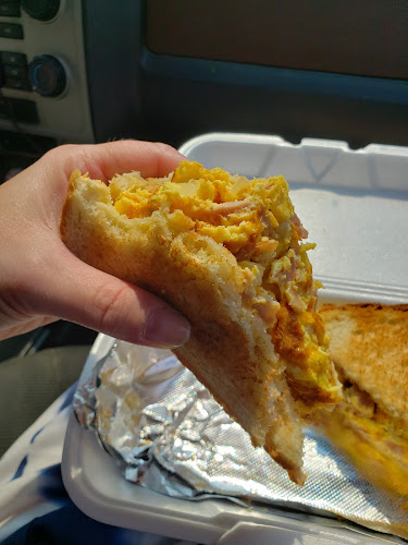 51 King St, Delta, ON K0E 1G0