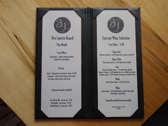 674A Queen St E, Sault Ste. Marie, ON P6A 2A4