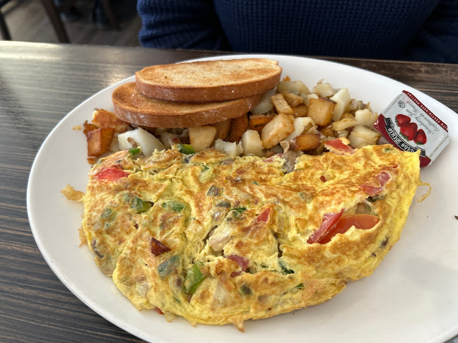 1 Fisherman Dr, Brampton, ON L7A 2X9