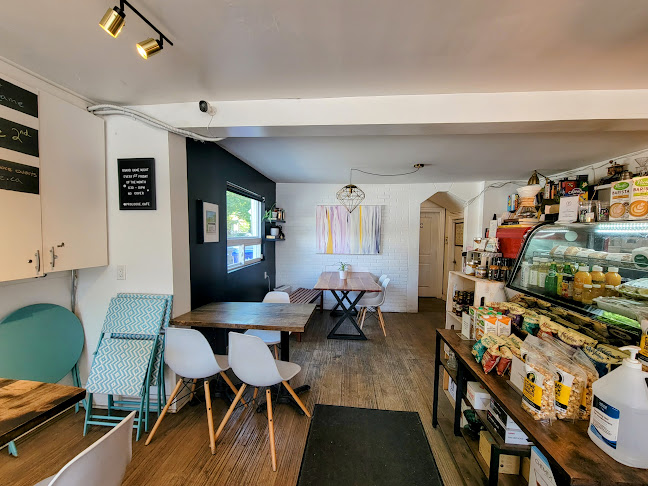 2249 Gerrard St E, Toronto, ON M4E 2C9