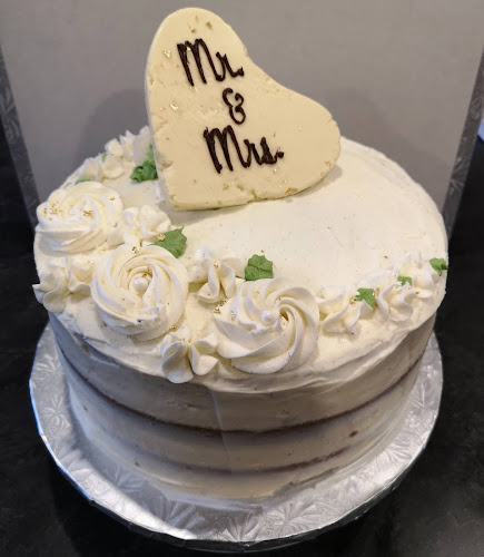 Comentarii opinii despre AWW Crumbs Custom Cakes