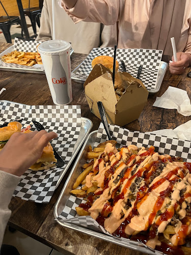 Comentarii opinii despre 6ixside Burger (Pickering)