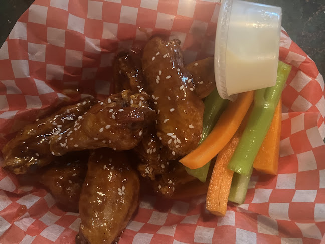 Opinii despre Bugsy's în St. Catharines - Hospitality and gastronomy