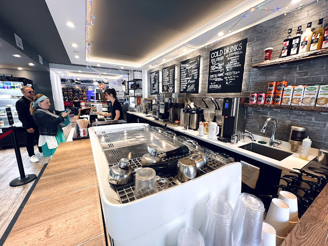 Archtop Coffee Bar & Market - Hospitality and gastronomy