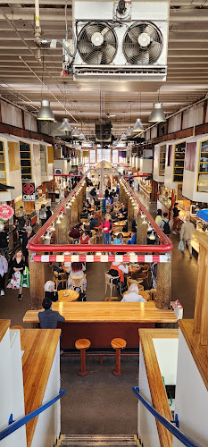 Blue Parrot - Hospitality and gastronomy