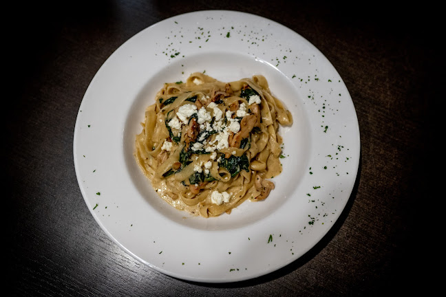 Casa Mia Downtown - Hospitality and gastronomy