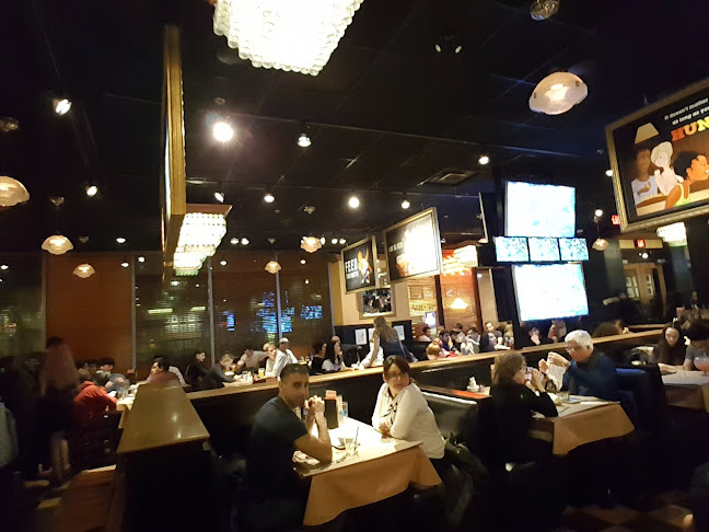 2 Bloor St E, Toronto, ON M4W 1A8