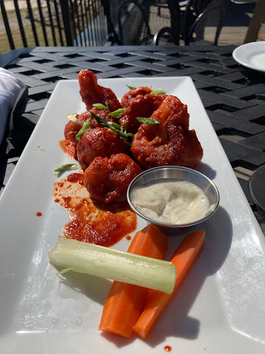 The Port House Social Bar & Kitchen Burlington - Hospitality and gastronomy