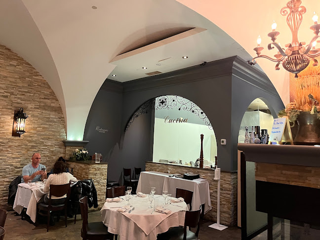 Opinii despre Mastro Roberto Trattoria în Woodbridge - Hospitality and gastronomy