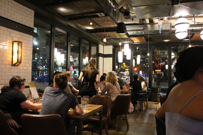 125 Wellington St W, Toronto, ON M5J 0E8