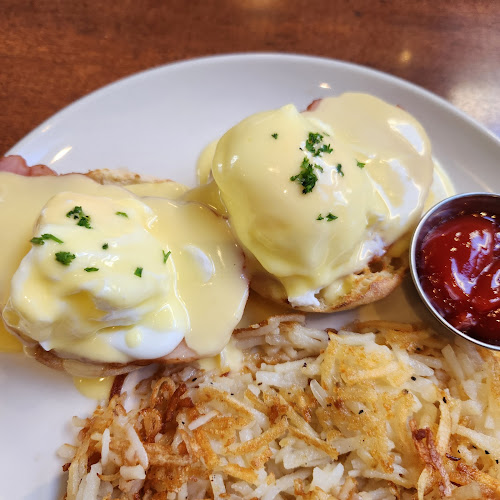 White Spot Metrotown - Hospitality and gastronomy