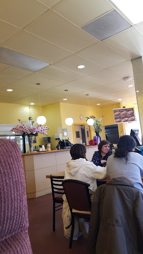 Opinii despre Delicious Pho Restaurant 10725 98 St NW (China Town) în Edmonton - Hospitality and gastronomy