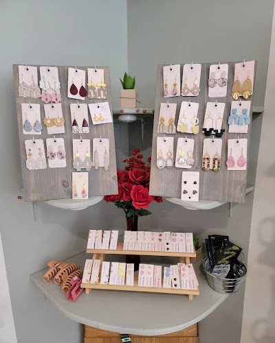 705 Victoria St, Kamloops, BC V2C 3S8