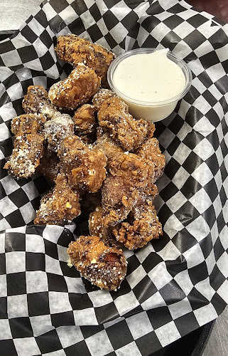 7930 Bowness Rd NW, Calgary, AB T3B 0H3