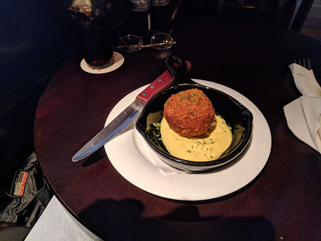 888 W Cordova St, Vancouver, BC V6C 0A7