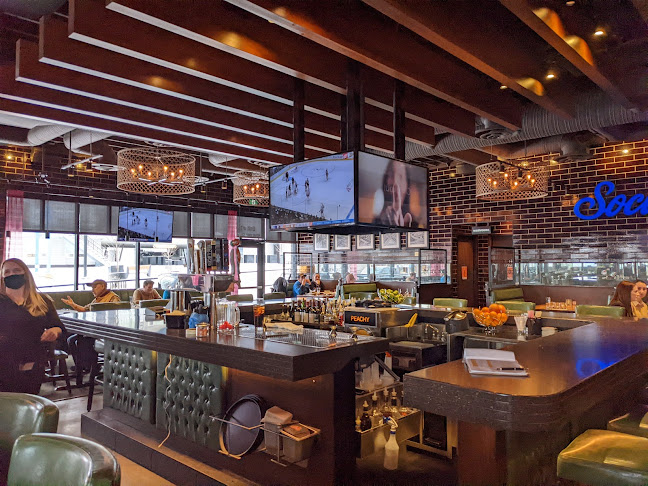 Opinii despre Browns Socialhouse Fort St. John în Fort St John - Hospitality and gastronomy