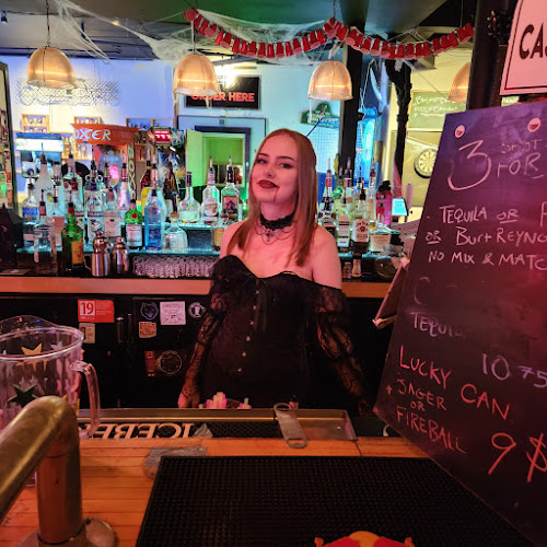 Comentarii opinii despre The Terminal Bar Nanaimo