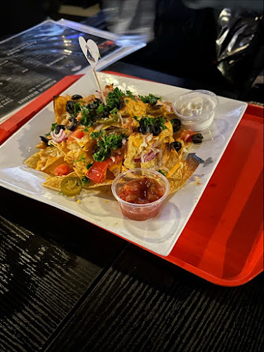 Comentarii opinii despre The Volcano Cafe & Lounge