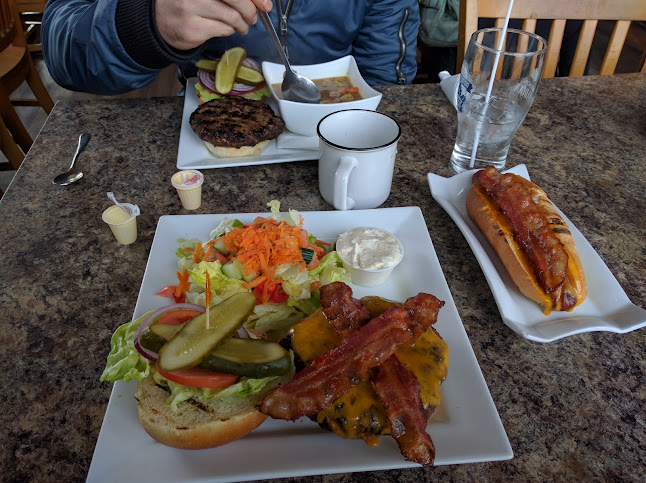 R U Serious Tap & Grill - Hospitality and gastronomy